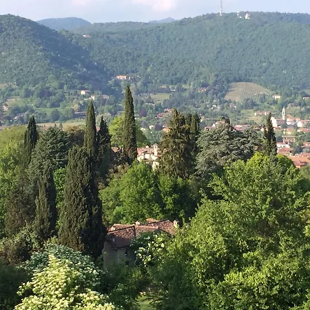 Il Castello Di Valverde Bed & Breakfast
