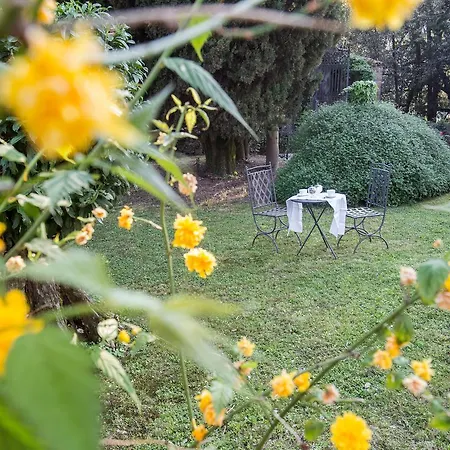 Il Castello Di Valverde La Dimora Alojamento de Acomodação e Pequeno-almoço Bérgamo