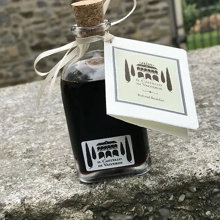 Il Castello Di Valverde ベッド・アンド・ブレックファスト 2*