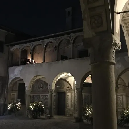 Il Castello Di Valverde La Dimora 3*