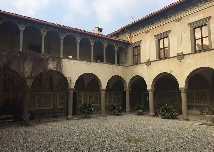 Il Castello Di Valverde 2*