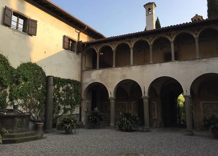 Il Castello Di Valverde Bed & Breakfast