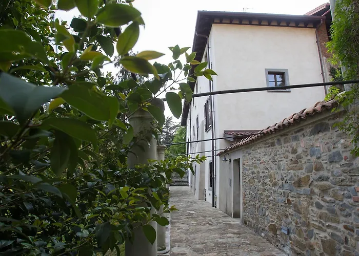 Il Castello Di Valverde 2*