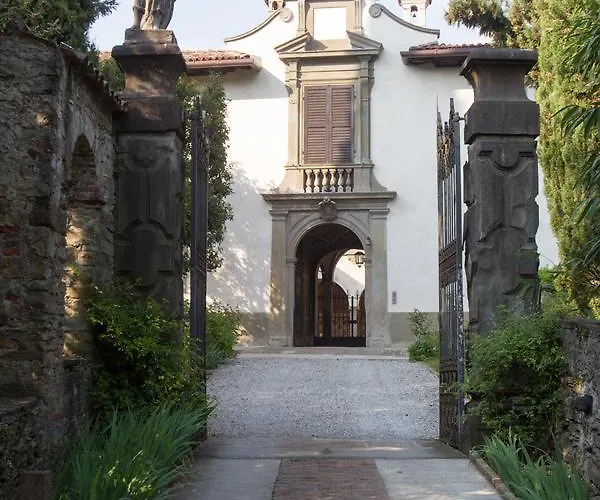 Il Castello Di Valverde Bed & Breakfast