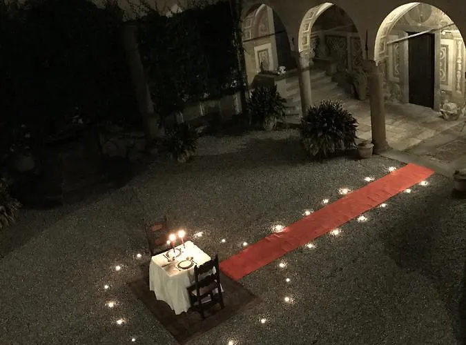 Il Castello Di Valverde Frühstückspension