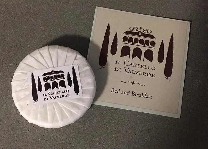 Il Castello Di Valverde Bed & Breakfast 2*