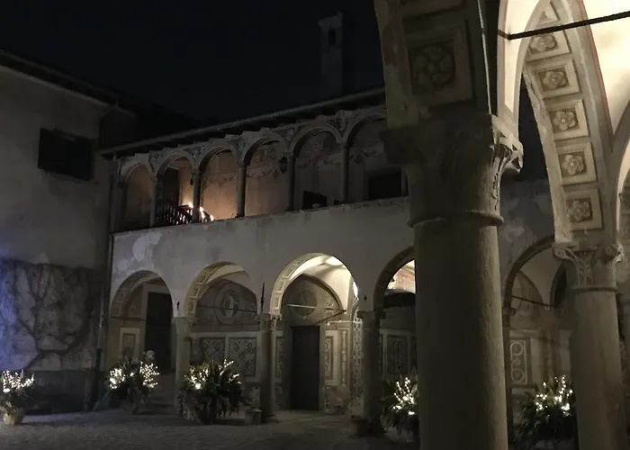 Il Castello Di Valverde 2*